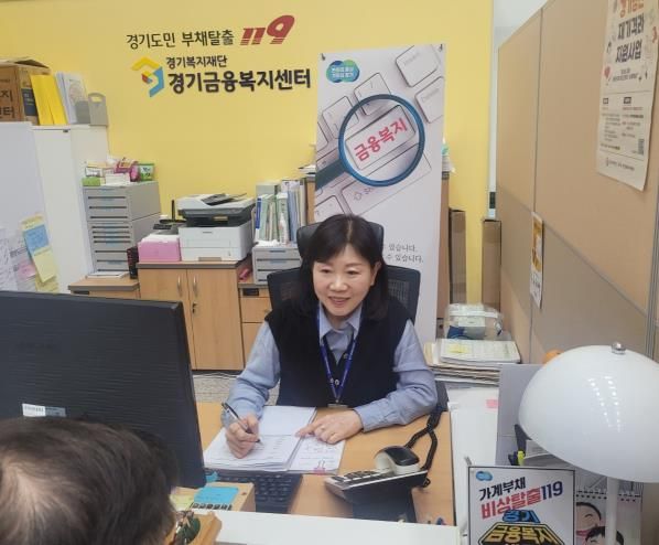 백명주 상담위원 상담사진_내담자남자