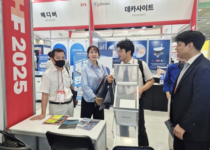 박상현 경기도의원, 'K-헬스케어 박람회'서 의료기업과 미팅, 최신기술과 의료기업 현장의 목소리 청취