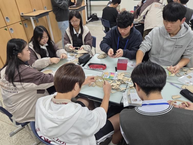 광둥성(신성고 방문)