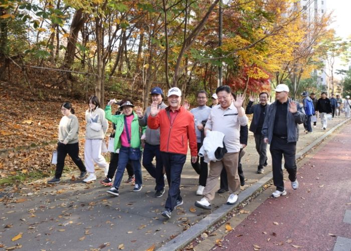 탄소중립 실천 ‘의왕 11월 두발로데이’ 성료…1천 여 시민 참여