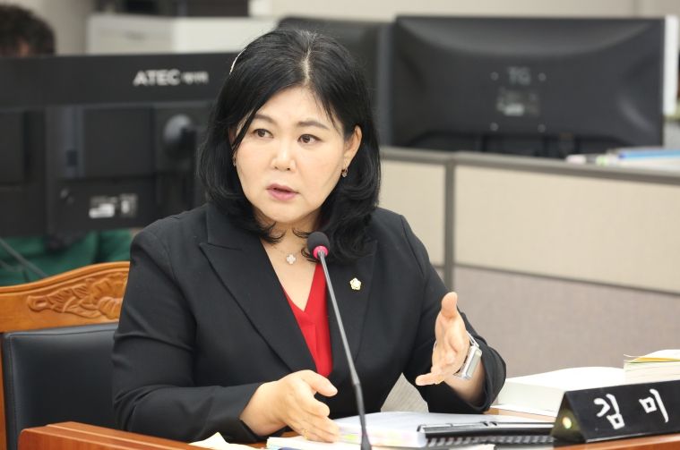 김미연 의원, 동 행정복지센터 동장 권한 남용 질타