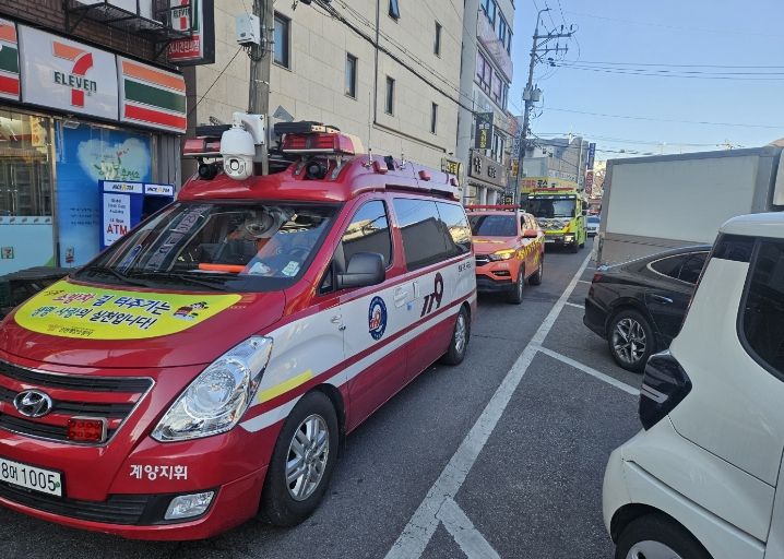 계양소방서, 소방차 출동로 확보·길 터주기 훈련